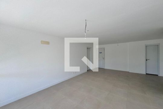 Sala de apartamento à venda com 4 quartos, 188m² em Barra da Tijuca, Rio de Janeiro