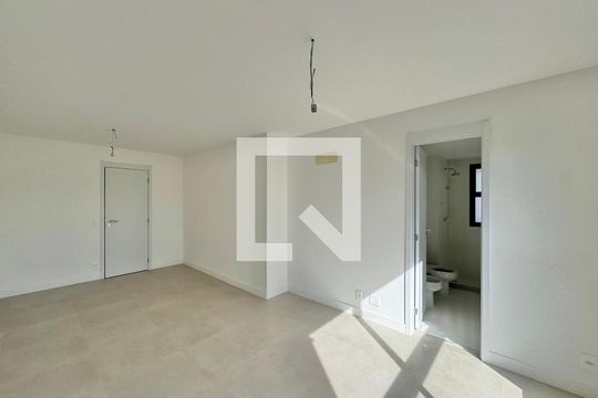 Suíte 2 de apartamento à venda com 4 quartos, 188m² em Barra da Tijuca, Rio de Janeiro