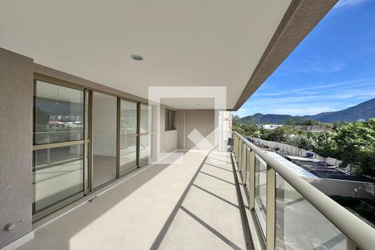 Varanda de apartamento à venda com 4 quartos, 188m² em Barra da Tijuca, Rio de Janeiro