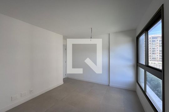 Suíte 1 de apartamento à venda com 4 quartos, 188m² em Barra da Tijuca, Rio de Janeiro