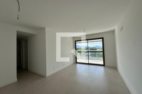 Sala de apartamento à venda com 3 quartos, 124m² em Barra da Tijuca, Rio de Janeiro