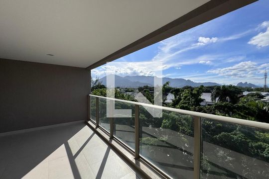 Varanda de apartamento à venda com 3 quartos, 124m² em Barra da Tijuca, Rio de Janeiro