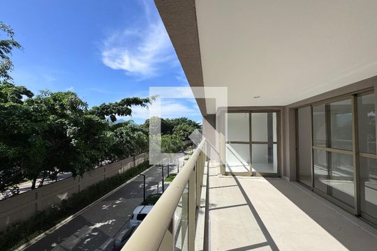 Varanda de apartamento à venda com 3 quartos, 121m² em Barra da Tijuca, Rio de Janeiro