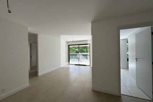 Sala de apartamento à venda com 3 quartos, 121m² em Barra da Tijuca, Rio de Janeiro