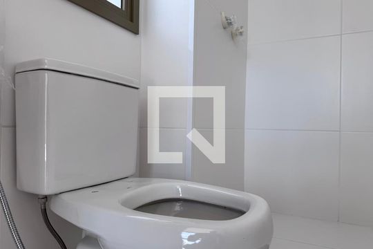 Banheiro Suíte de apartamento à venda com 3 quartos, 121m² em Barra da Tijuca, Rio de Janeiro
