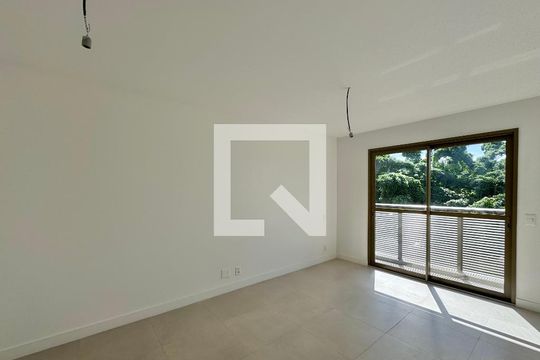 Suíte de apartamento à venda com 3 quartos, 124m² em Barra da Tijuca, Rio de Janeiro