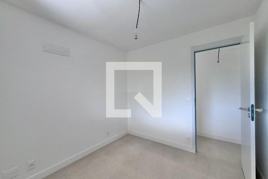 Quarto 2 de apartamento à venda com 3 quartos, 124m² em Barra da Tijuca, Rio de Janeiro