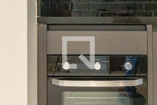 Cozinha de kitnet/studio para alugar com 1 quarto, 52m² em Moema, São Paulo