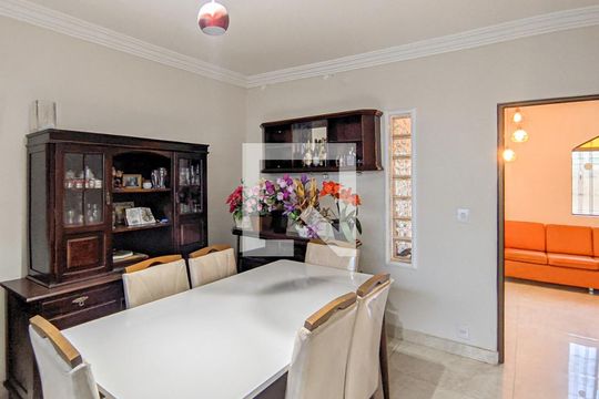 Sala de Jantar de casa à venda com 3 quartos, 520m² em Santa Tereza, Belo Horizonte