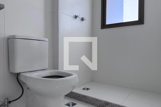 Suíte 1 - Banheiro de apartamento à venda com 4 quartos, 187m² em Barra da Tijuca, Rio de Janeiro