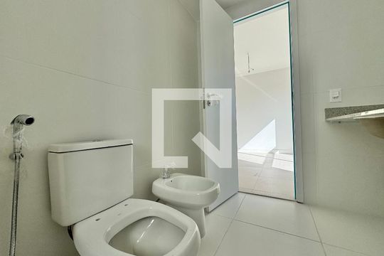 Quarto 2 de apartamento à venda com 4 quartos, 187m² em Barra da Tijuca, Rio de Janeiro