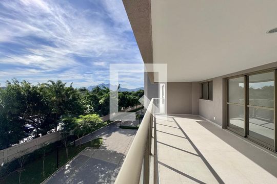 Varanda de apartamento à venda com 4 quartos, 187m² em Barra da Tijuca, Rio de Janeiro