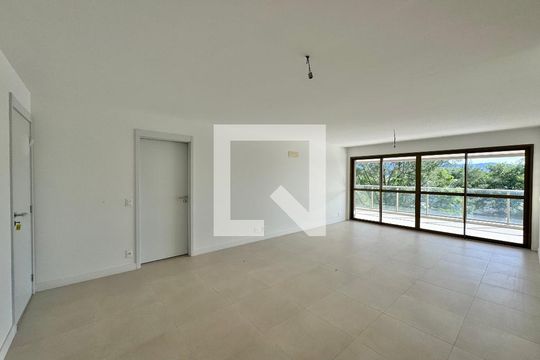 Apartamento à venda com 4 quartos, 187m² em Barra da Tijuca, Rio de Janeiro
