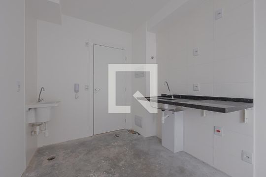 Cozinha de kitnet/studio à venda com 1 quarto, 24m² em Pinheiros, São Paulo