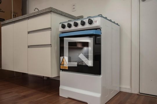 Cozinha de apartamento à venda com 2 quartos, 36m² em Planalto Paulista, São Paulo