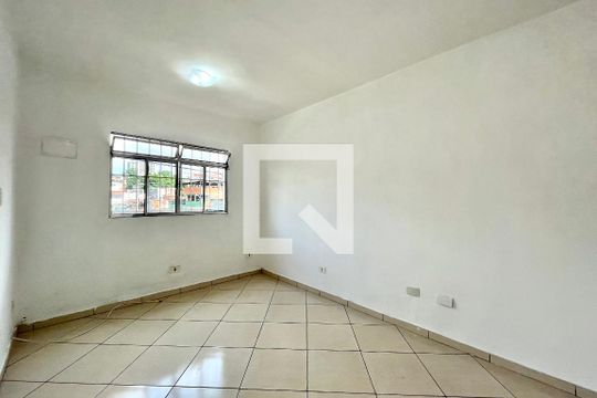 Sala de casa para alugar com 1 quarto, 50m² em Parque Jabaquara, São Paulo