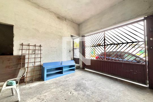 Garagem de casa para alugar com 1 quarto, 50m² em Parque Jabaquara, São Paulo