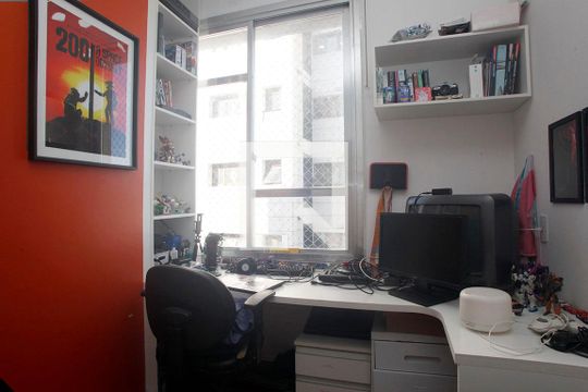Quarto 2 de apartamento à venda com 4 quartos, 254m² em Rio Branco, Porto Alegre