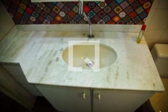 Banheiro de apartamento à venda com 2 quartos, 55m² em Paulicéia, São Bernardo do Campo