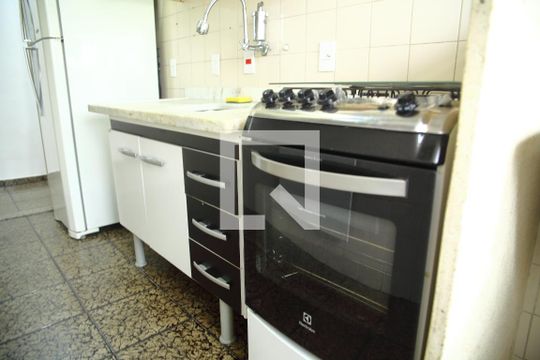 Cozinha de apartamento à venda com 2 quartos, 55m² em Paulicéia, São Bernardo do Campo