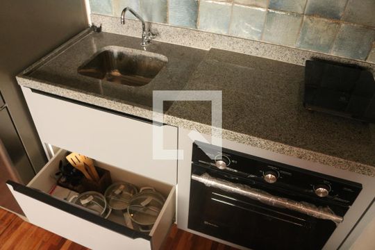 Sala e Cozinha Integrada de apartamento à venda com 1 quarto, 33m² em Perdizes, São Paulo