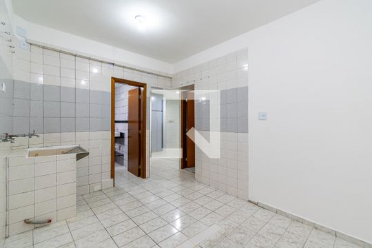 Área de Serviço de casa para alugar com 3 quartos, 90m² em Vila Campestre, São Paulo