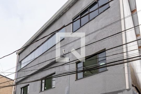 Fachada de casa para alugar com 3 quartos, 90m² em Vila Campestre, São Paulo