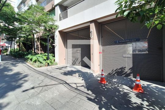 Fachada de apartamento à venda com 2 quartos, 70m² em Pompeia, São Paulo