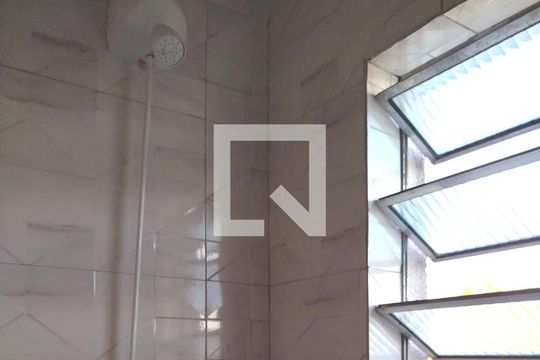 Banheiro  de kitnet/studio à venda com 1 quarto, 30m² em Vila Sargento Jose de Paula, Barueri