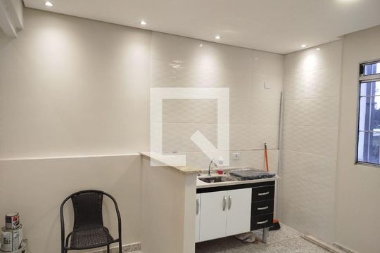 Sala/Cozinha de kitnet/studio à venda com 1 quarto, 30m² em Vila Sargento Jose de Paula, Barueri