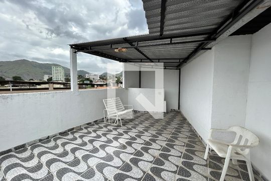 Terraço de casa para alugar com 3 quartos, 100m² em Abolição, Rio de Janeiro