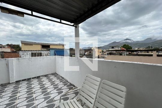 Terraço de casa para alugar com 3 quartos, 100m² em Abolição, Rio de Janeiro