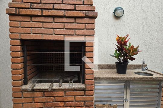 Área comum de casa à venda com 7 quartos, 278m² em Ipiranga, São Paulo