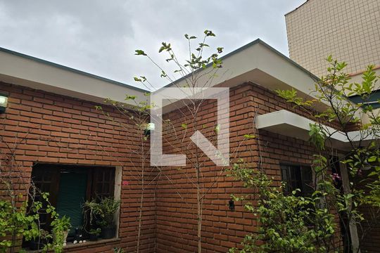 Área comum de casa à venda com 7 quartos, 278m² em Ipiranga, São Paulo