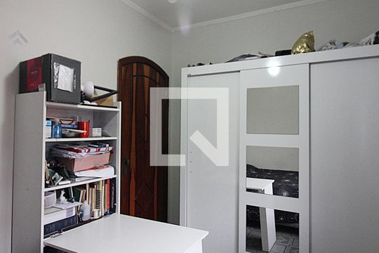 Quarto 1 de casa à venda com 4 quartos, 220m² em Vila Marlene, São Bernardo do Campo
