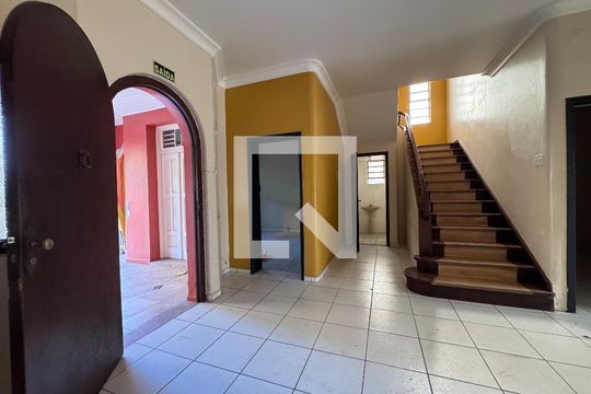 Sala de casa à venda com 6 quartos, 472m² em Centro, São Leopoldo