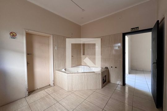 Cozinha de casa à venda com 6 quartos, 472m² em Centro, São Leopoldo