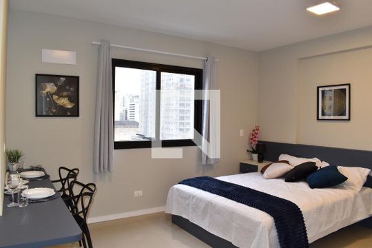 Kitnet/Studio para alugar com 1 quarto, 22m² em Centro, Curitiba