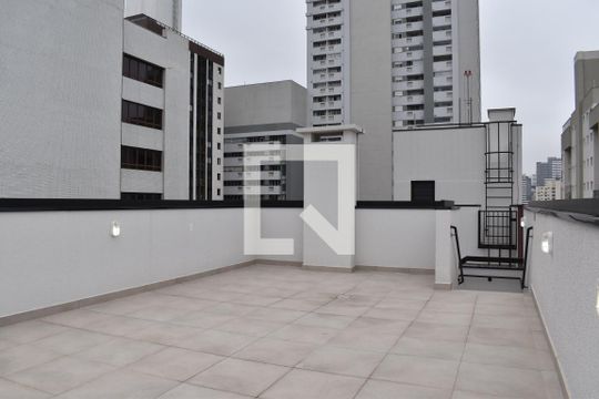 Área comum de kitnet/studio para alugar com 1 quarto, 22m² em Centro, Curitiba
