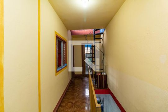 Corredor de casa à venda com 3 quartos, 173m² em Jardim Sao Carlos (zona Leste), São Paulo