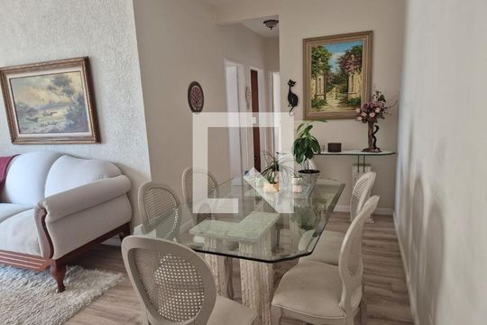 Sala de apartamento à venda com 3 quartos, 75m² em Jardim Tamoio, Jundiaí