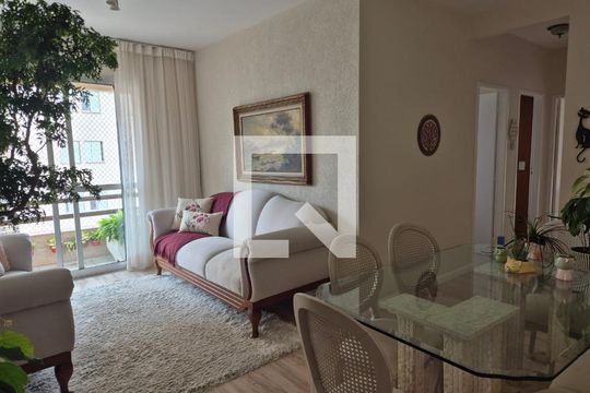 Sala  de apartamento à venda com 3 quartos, 75m² em Jardim Tamoio, Jundiaí
