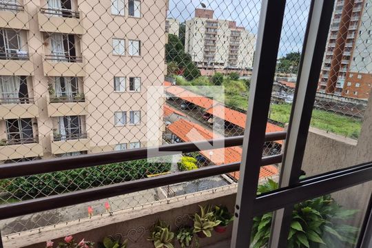 Sacada de apartamento à venda com 3 quartos, 75m² em Jardim Tamoio, Jundiaí