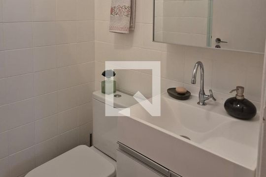 Banheiro 1 de apartamento à venda com 3 quartos, 75m² em Jardim Tamoio, Jundiaí