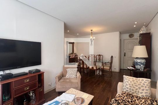 Sala de TV de apartamento à venda com 2 quartos, 99m² em Jardim Paulista, São Paulo