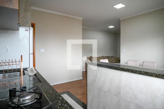 Cozinha de casa para alugar com 2 quartos, 60m² em Jardim Previdencia, São Paulo