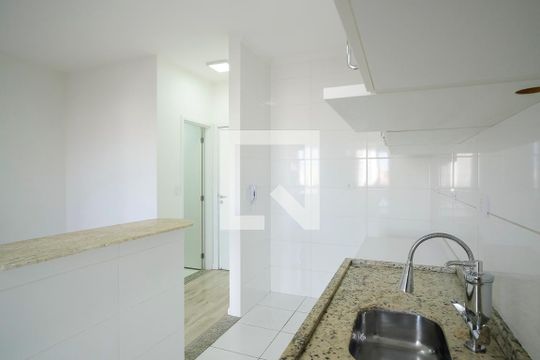 Cozinha de apartamento para alugar com 1 quarto, 50m² em Barcelona, São Caetano do Sul