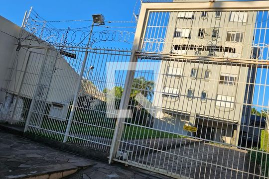 Fachada de apartamento à venda com 1 quarto, 45m² em Nonoai, Porto Alegre