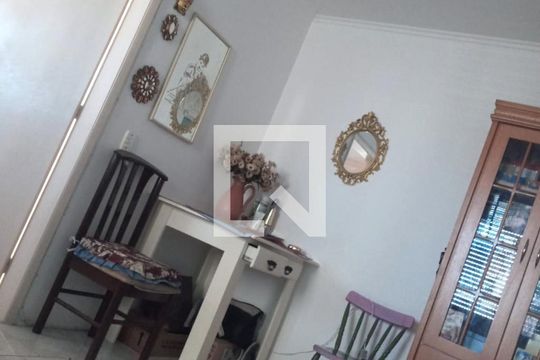 Sala de apartamento à venda com 1 quarto, 45m² em Nonoai, Porto Alegre