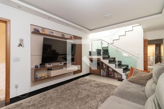 Casa à venda com 3 quartos, 130m² em Vila Ré, São Paulo